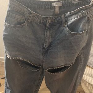 Stylish Blue Distressed women’s Jeans